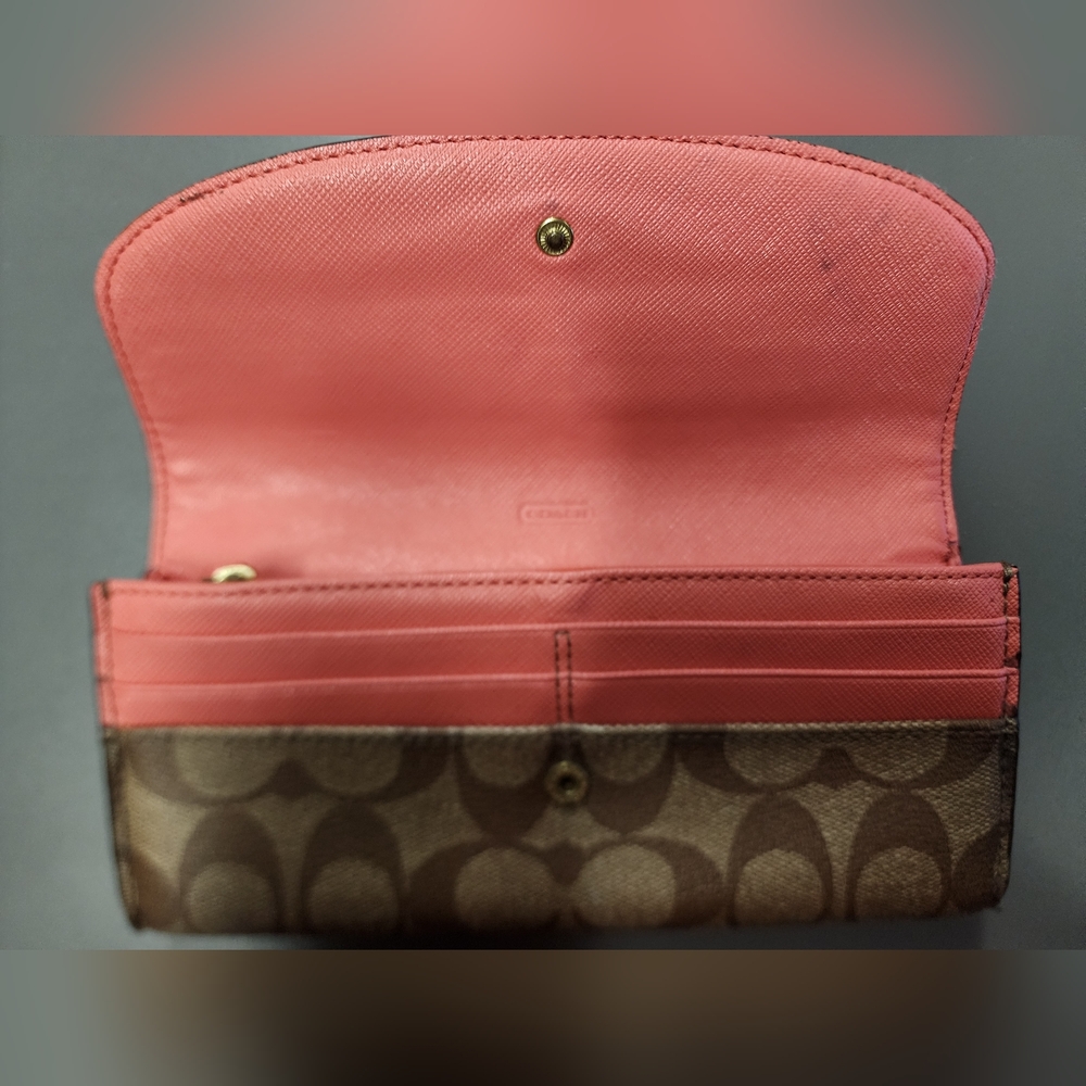Coach Peyton Long Wallet - Picture 12 of 16